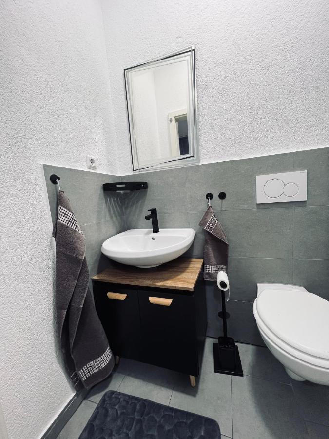 Traumhaftes 1-Zi Apartment Mit Gartennutzung Naehe Krefeld Hbf Экстерьер фото